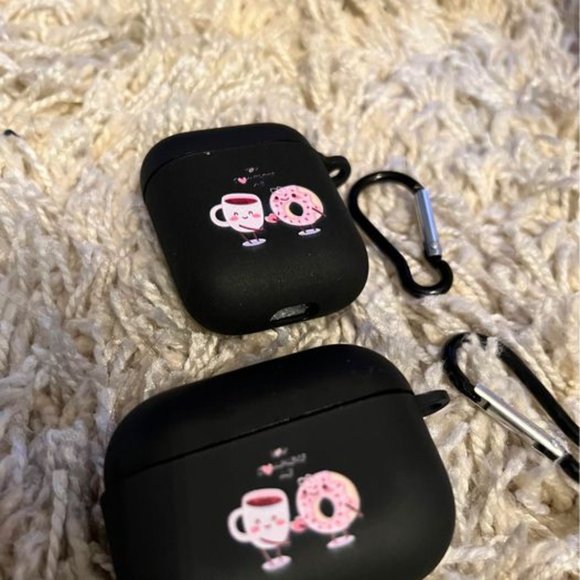 Black silicone case for AirPod 1/2 and Pro - Picture 3 of 3